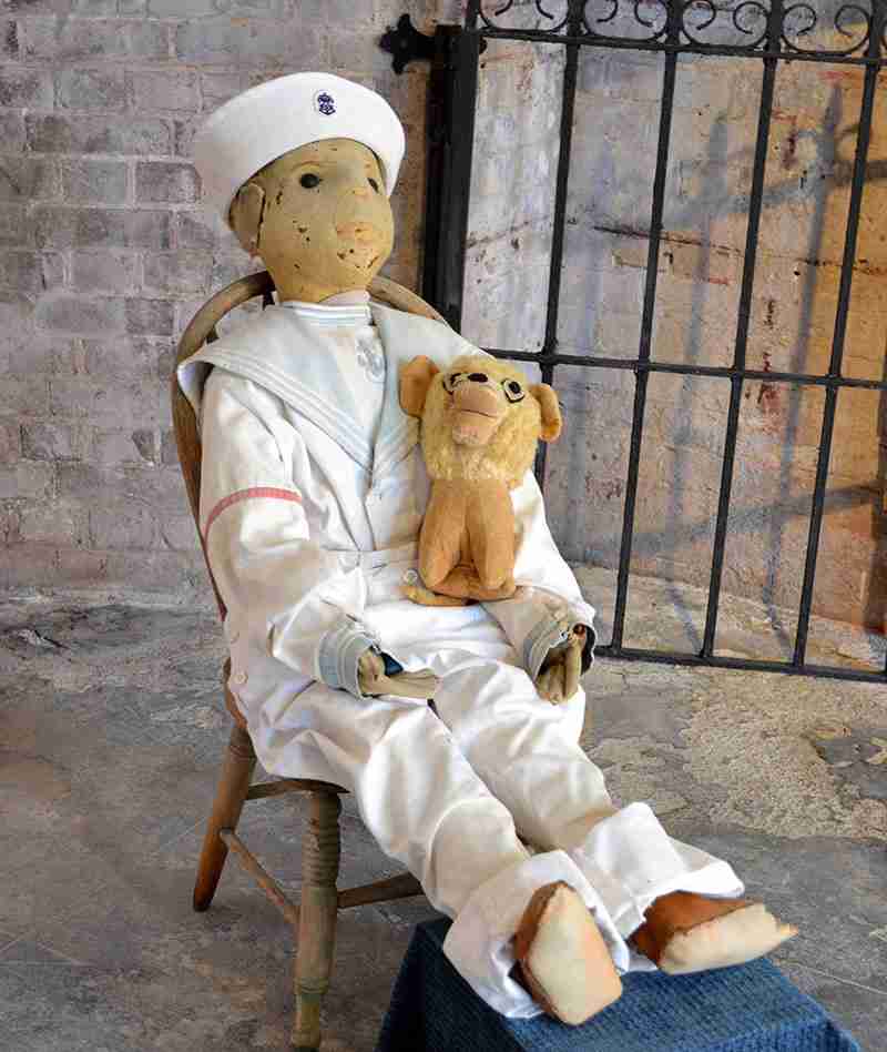 Robert the doll real story